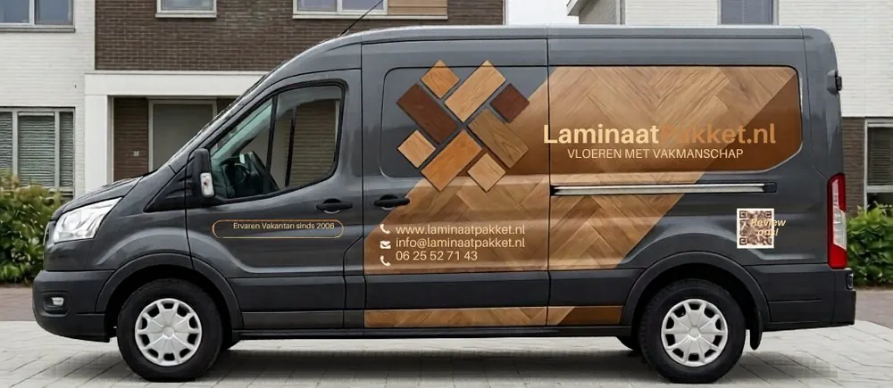 LaminaatPakket bedrijfsbus — vloeren met vakmanschap, actief door heel Nederland